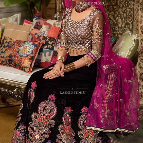 Fancy dress - Picture 2 of 5